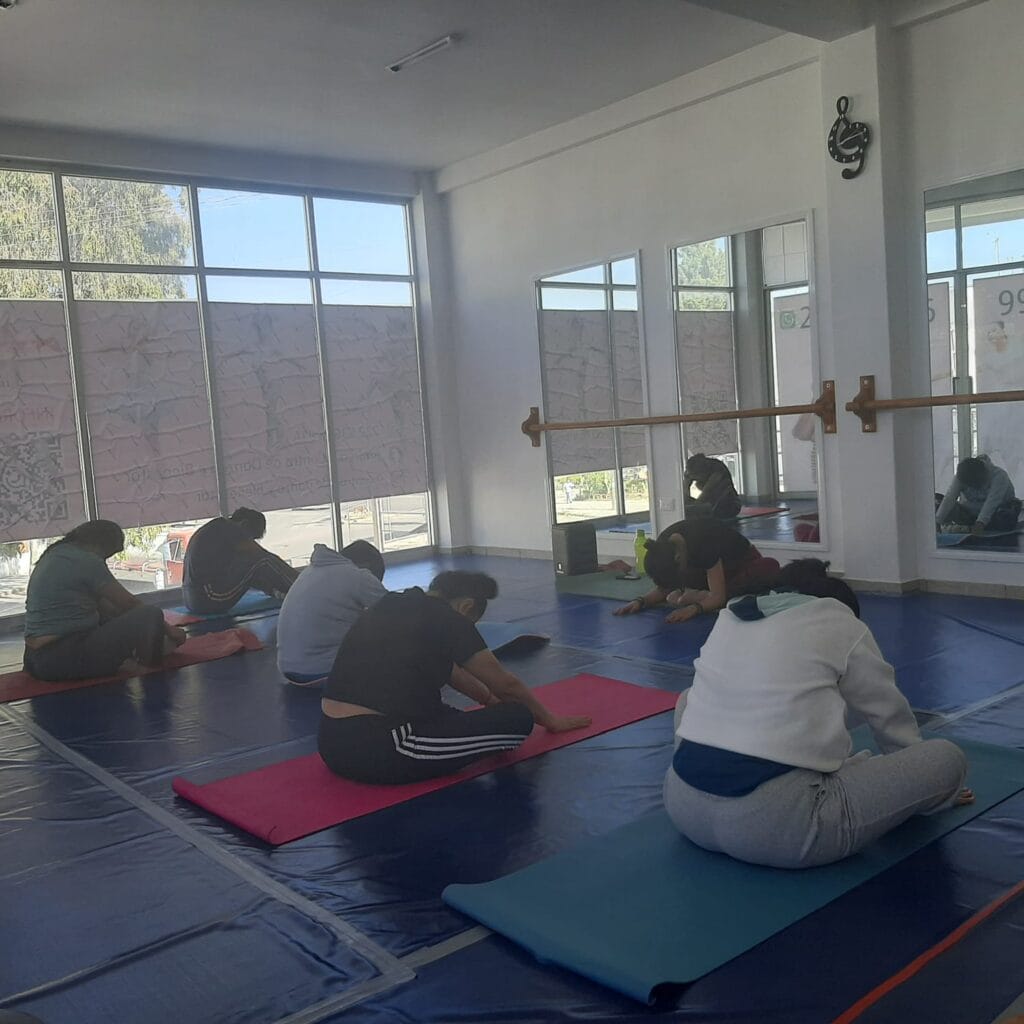 Yoga-Andrea-centro-de-danza